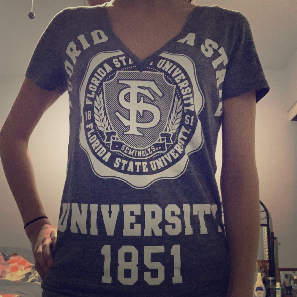 pink (victoria secret) v-neck t-shirt